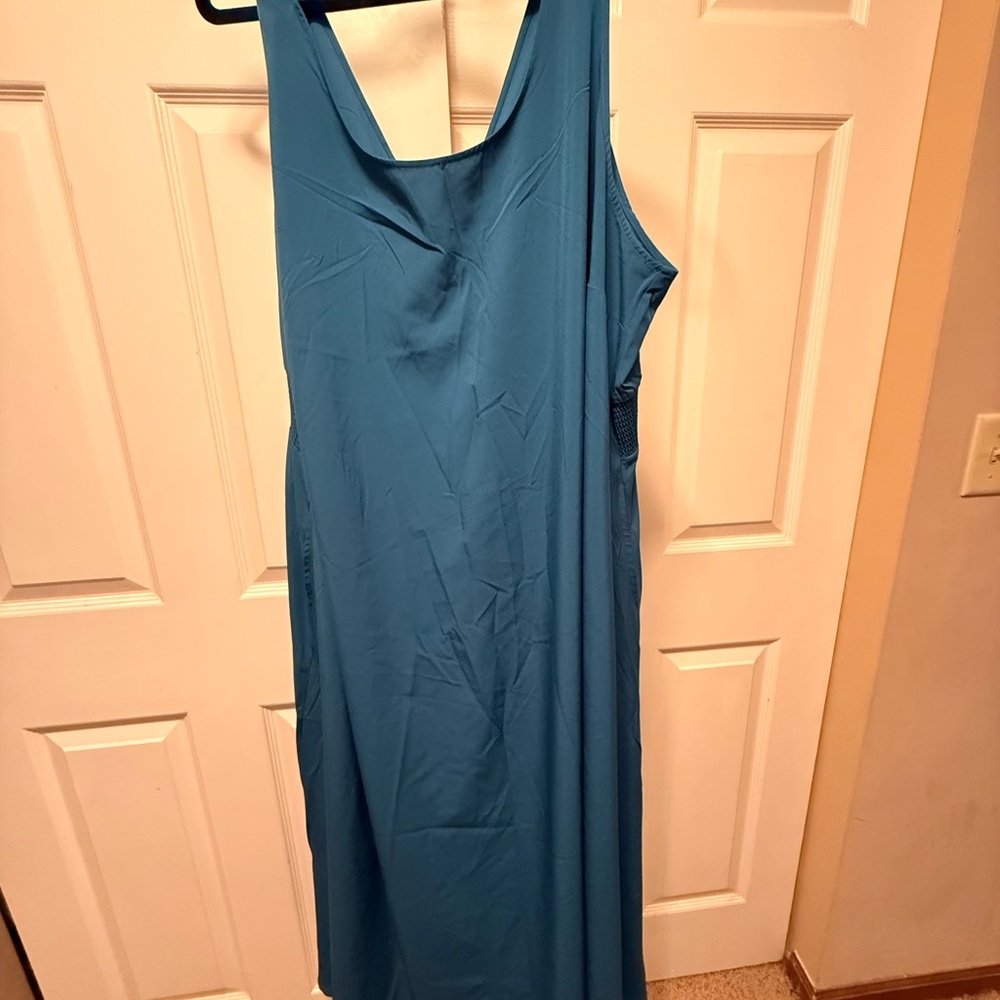 torrid Teal Blue Scoop-Neck Maxi Active Dress